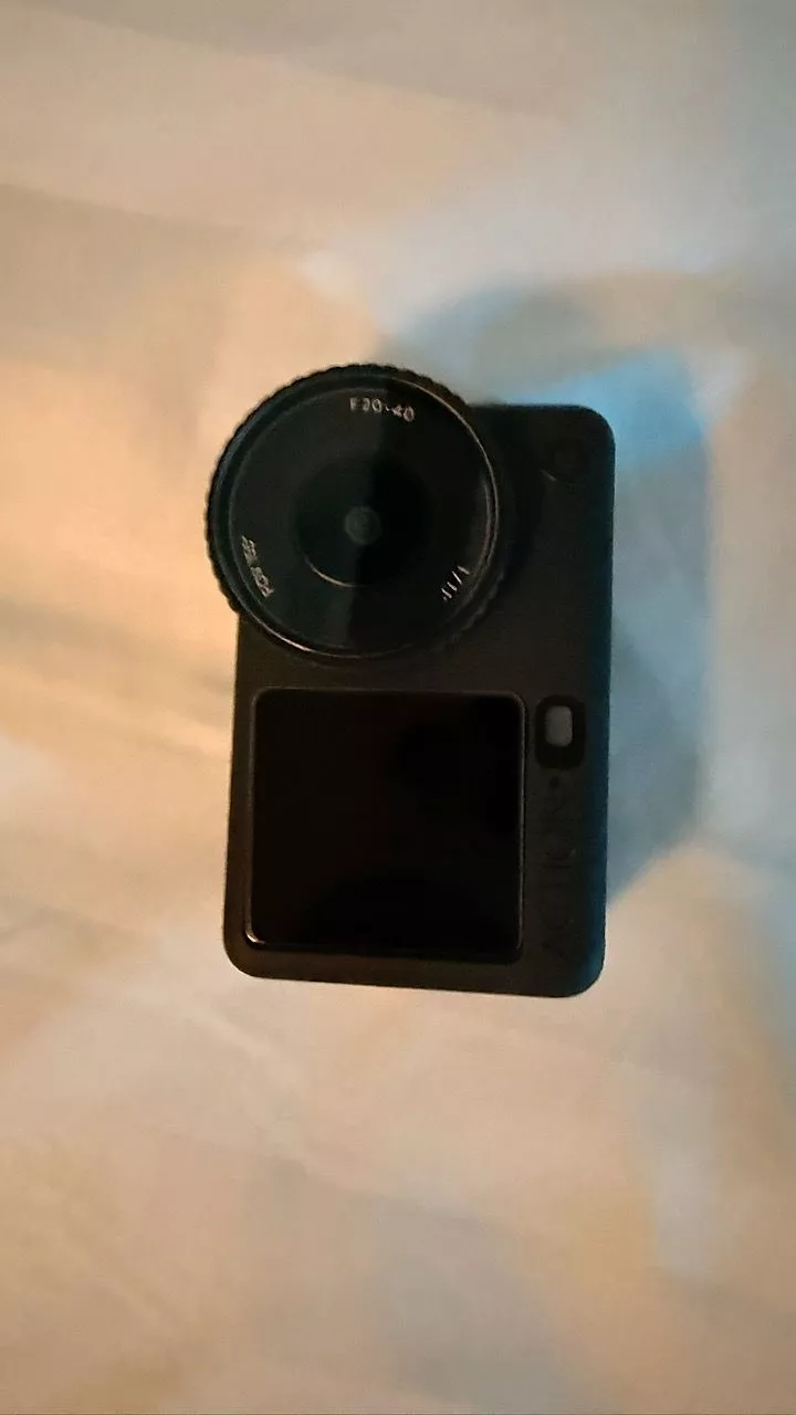 Camera hành động DJI Osmo Action 6 máy quay hành trình | Video 8K, cảm biến vuông 1/1.1, bộ nhớ trong 50GB (DJI OA 6)
