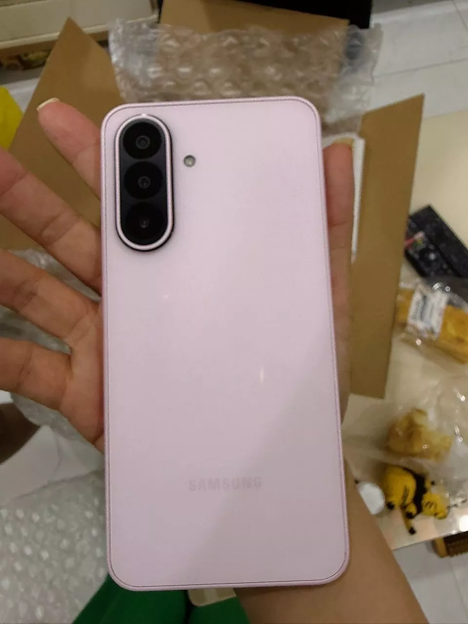 Điện Thoại Samsung Galaxy A27 5G 6GB/128GB x Charger 25W x Buds Core