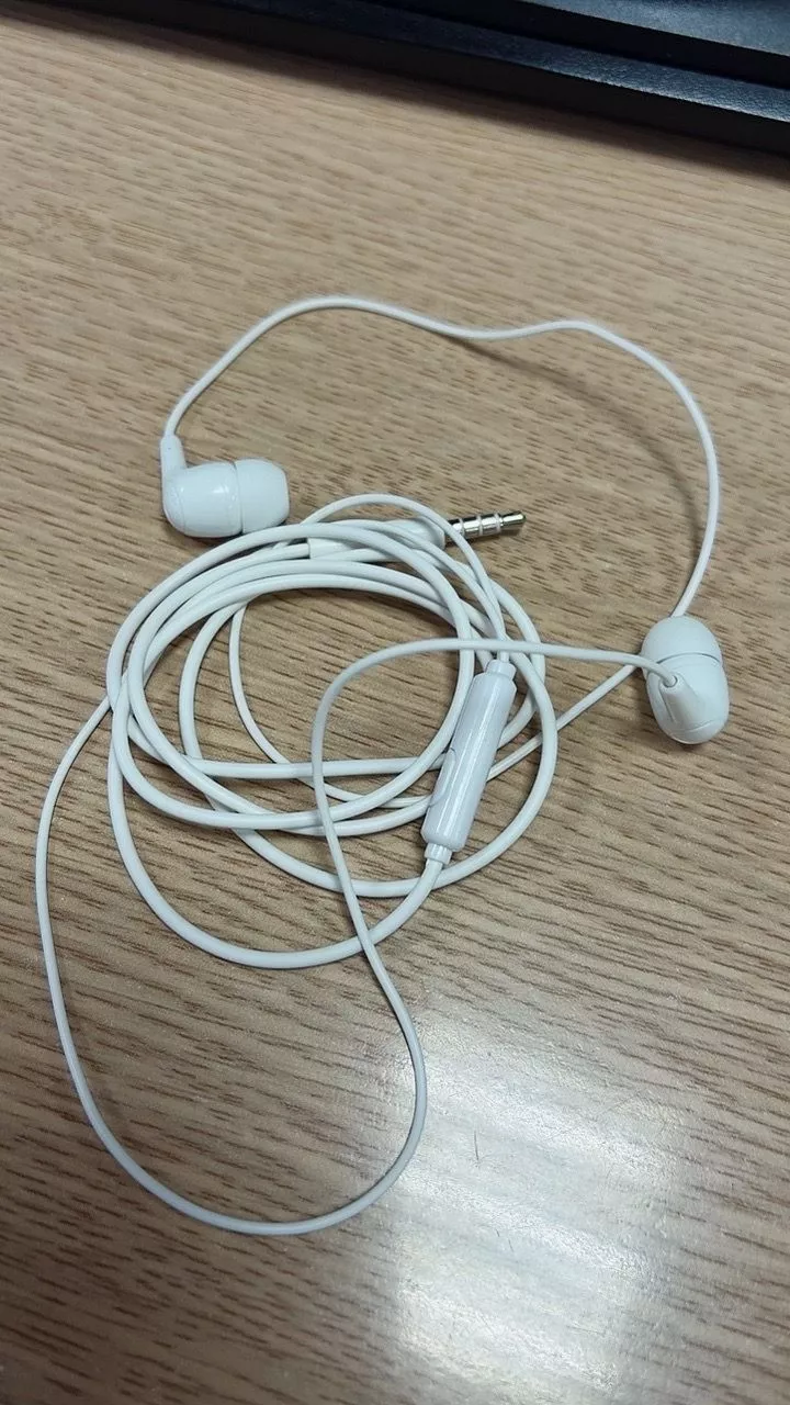 Tai nghe có dây chính hãng Hoco có micro nói đàm thoại dùng cho phone xiaomi oppo samsung jack cắm type c 3.5mm ...