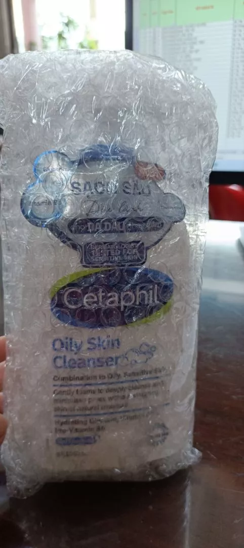 Sữa rửa mặt dịu lành cho da dầu nhạy cảm CETAPHIL OILY SKIN CLEANSER 473ML