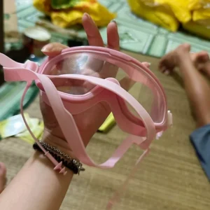 Kính Bơi Trẻ Em góc nhìn rộng có nút bịt tai Viền Silicon Mềm Mại Chống Nước Tuyệt Đối Không Đau Hằn