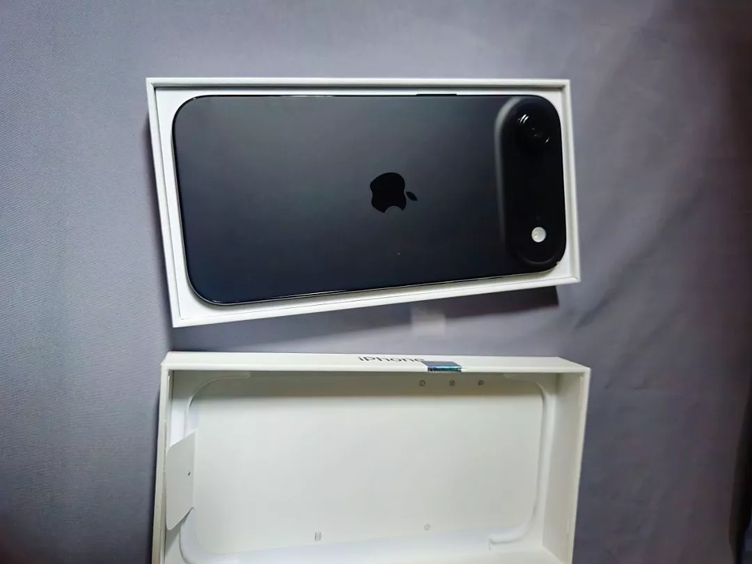Điện thoại Apple iPhone Air 256GB