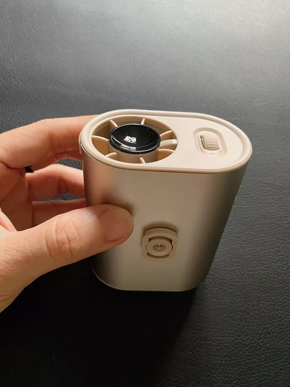 Quạt kẹp eo GOOJODOQ GFS011, tốc độ gió 11m/s, có thể điều chỉnh 360°, thích hợp sử dụng trong công việc và ngoài trời