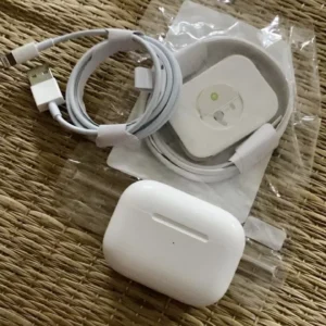 Tai Nghe Bluetooth Pro 2 Bản Cao Cấp Chống Ồn Bass Căng Pin 8H Định Vị Đổi Tên Bảo Hành 12 Tháng