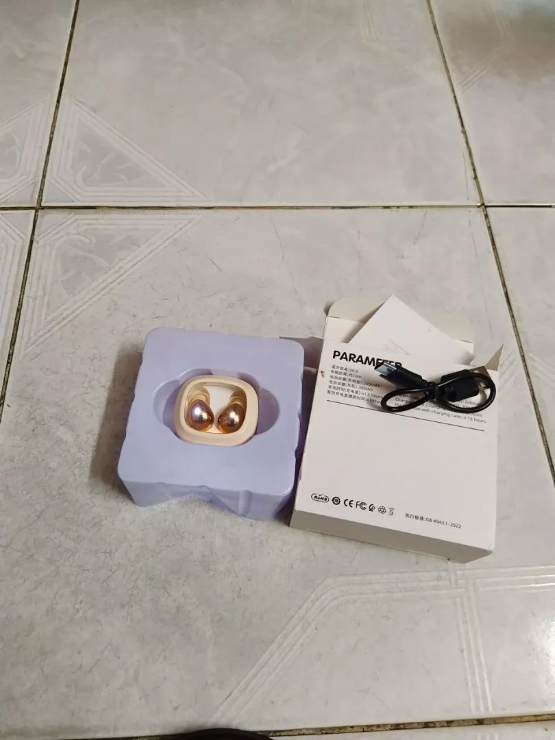 Tai nghe Bluetooth không dây là tai nghe khử tiếng ồn và chất lượng âm thanh di động nhỏ gọn Thích hợp cho IPhone và Android