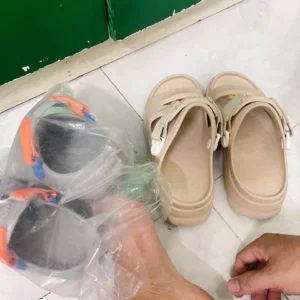Dép Sục Bé Trai Shondo Clog Little Suke Gắn Charm Hoạt Hình Siêu Ngầu Nhiều Màu