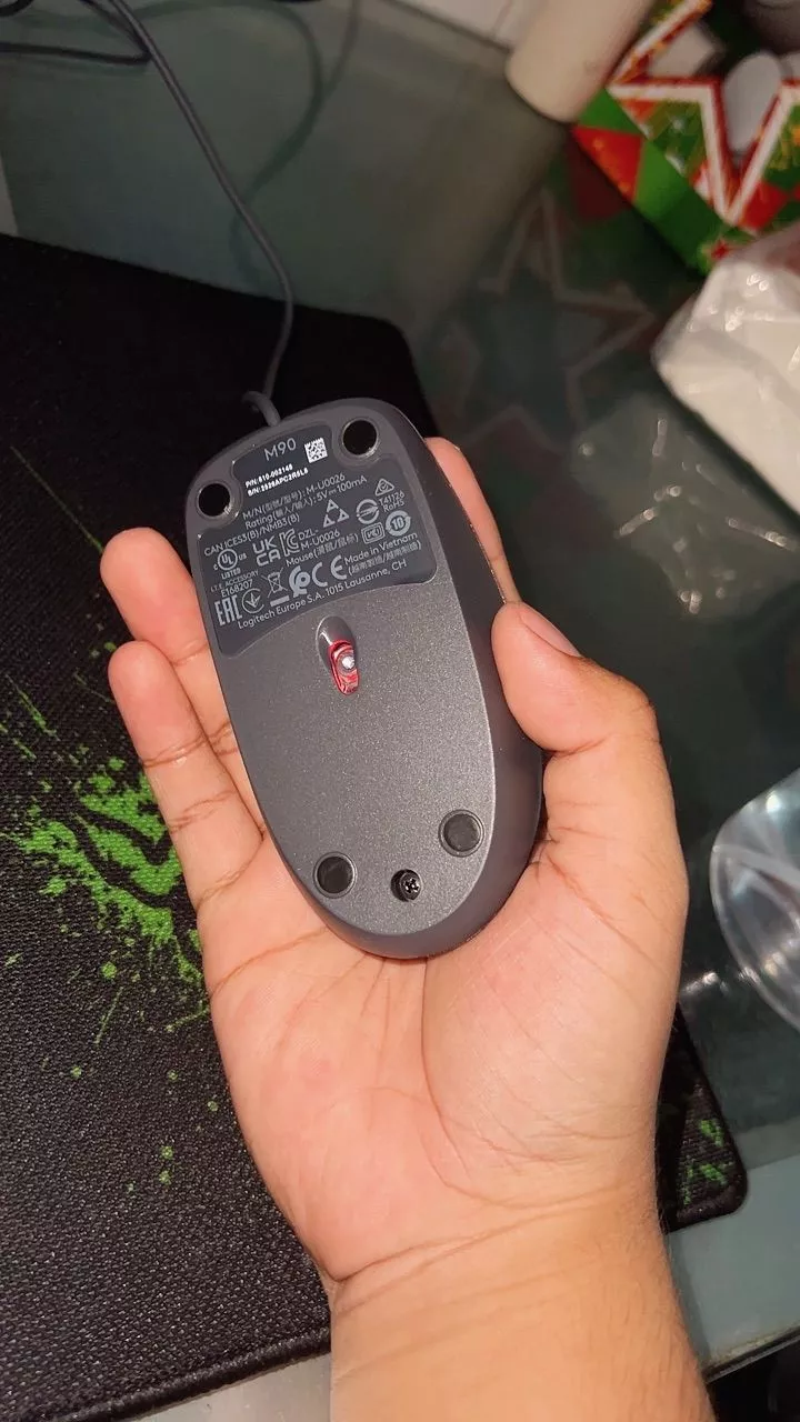 Chuột có dây Logitech M90 - Siêu bền, siêu tiết kiệm, nhỏ gọn, thiết kế ôm tay
