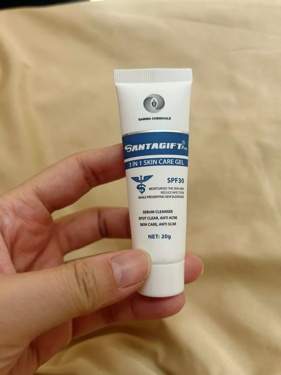 Kem Mụn SANTAGIFT Gel Giảm Mụn ẩn Trứng Cá chấm mụn Ngừa Thâm Mờ Sẹo Dưỡng Da Trắng sáng chống nắng