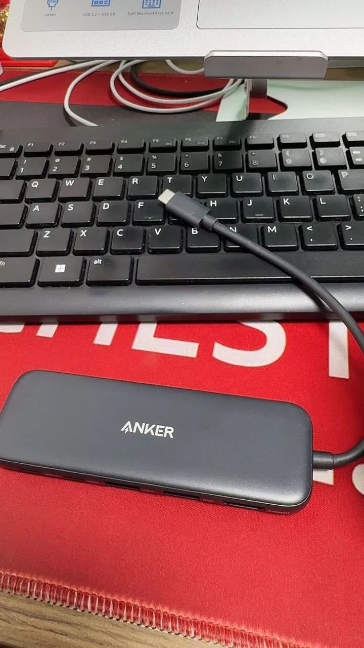 Hub chuyển đổi ANKER 332 USB-C 5in1 | HDMI 4K / USB-C 5 Gbps / 2*USB-A 5 Gbps / sạc PD input 100W - A8355
