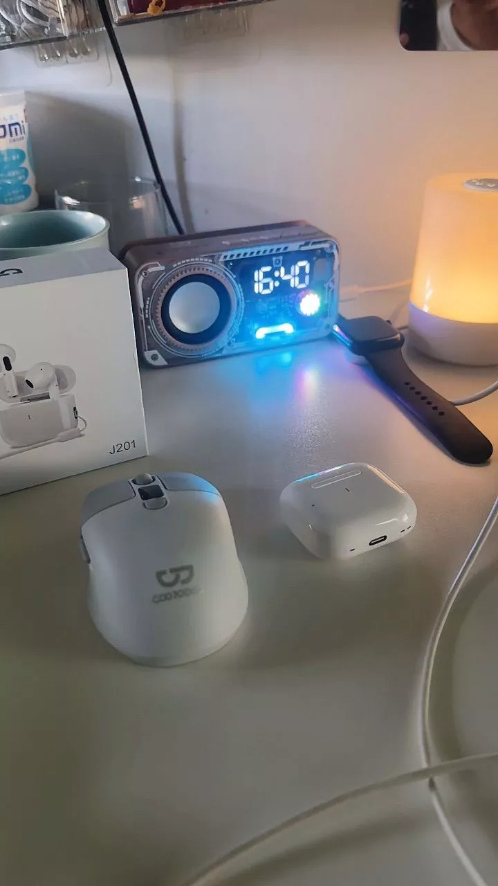 Loa không dây Bluetooth 5.3 GOOJODOQ Thiết kế cơ học có màn hình LED hiển thị thời gian Loa di động