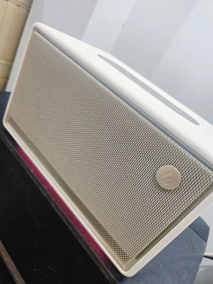 Loa Bluetooth Không Dây Để Bàn EDIFIER ES300 - Công Suất 60W - Chơi Nhạc Tới 12H - Âm Thanh Sắc Nét - 15 Tháng Bảo Hành