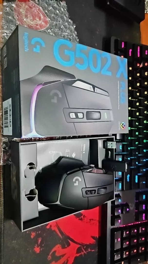 Chuột gaming không dây Logitech G G502 X PLUS LIGHTSPEED LIGHTFORCE Hybrid RGB Lightsync