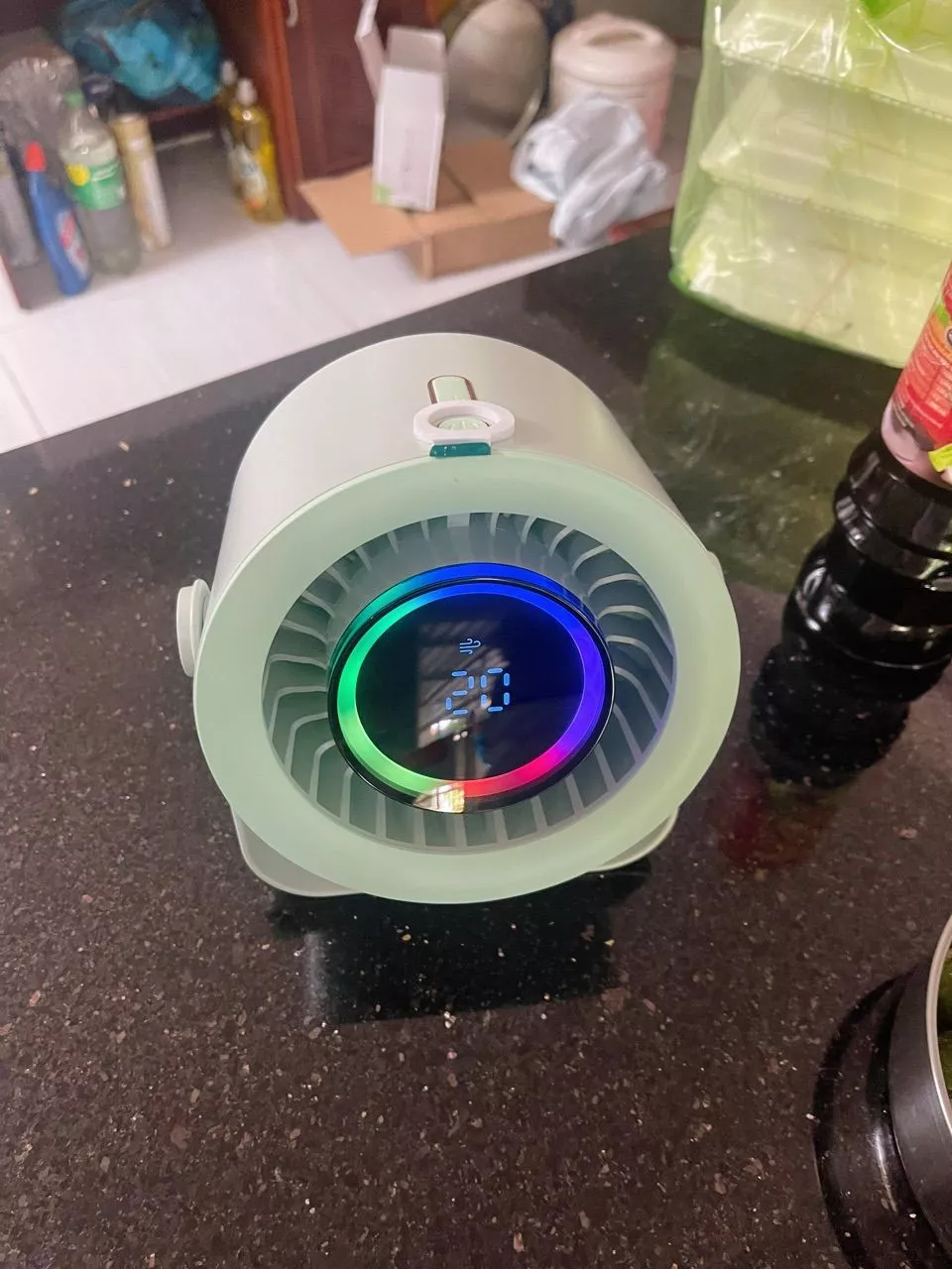 Quạt để bàn tốc độ cao GOOJODOQ mới 2025 Quạt 100 tốc độ Màn hình LED kỹ thuật số Quạt turbo không ồn có thể điều chỉnh