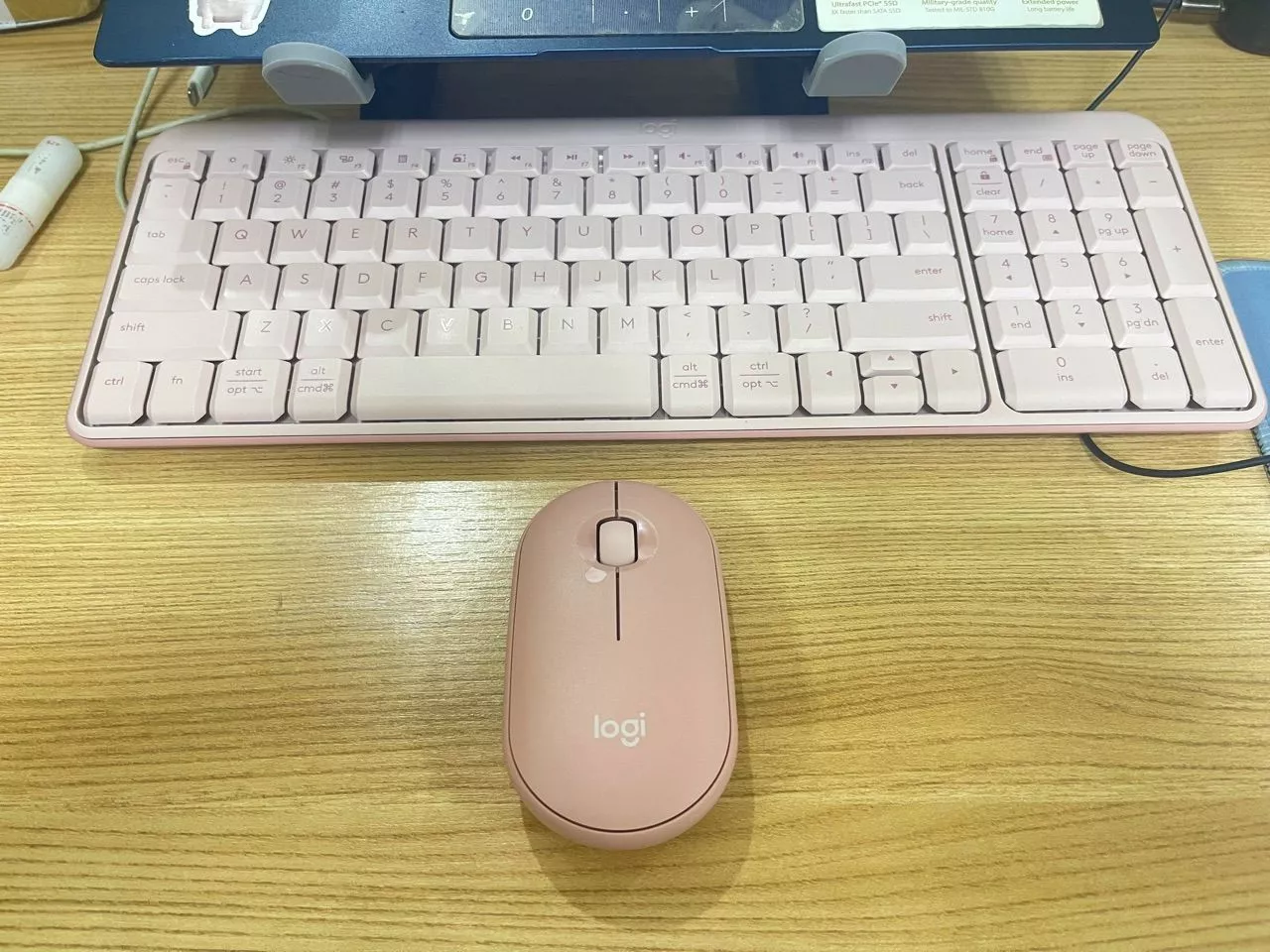 Chuột Bluetooth Logitech M350s Pebble 2 Silent - Mỏng nhẹ, Nút tùy chỉnh, Easy-Switch, 4000DPI