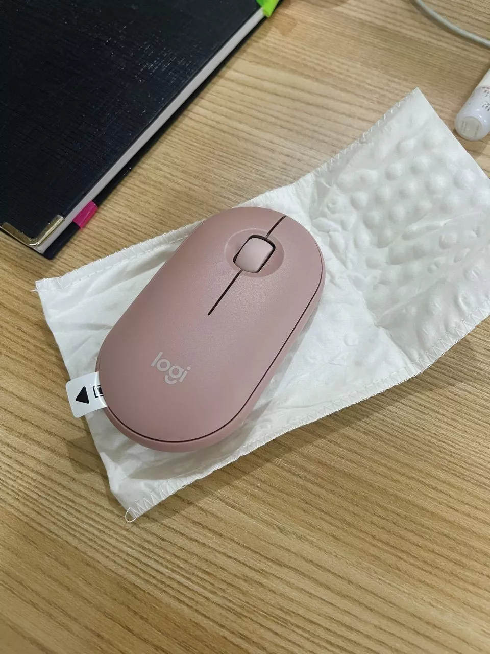 Chuột Bluetooth Logitech M350s Pebble 2 Silent - Mỏng nhẹ, Nút tùy chỉnh, Easy-Switch, 4000DPI