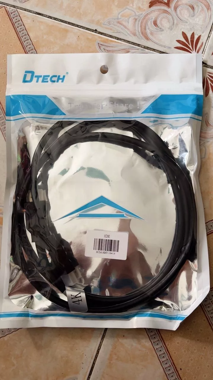 Dây Cáp HDMI to HDMI Dtech DT-UH0015G 2.0 1.5m, kết nối màn hình độ phân giải 4K@60Hz 2K@120Hz
