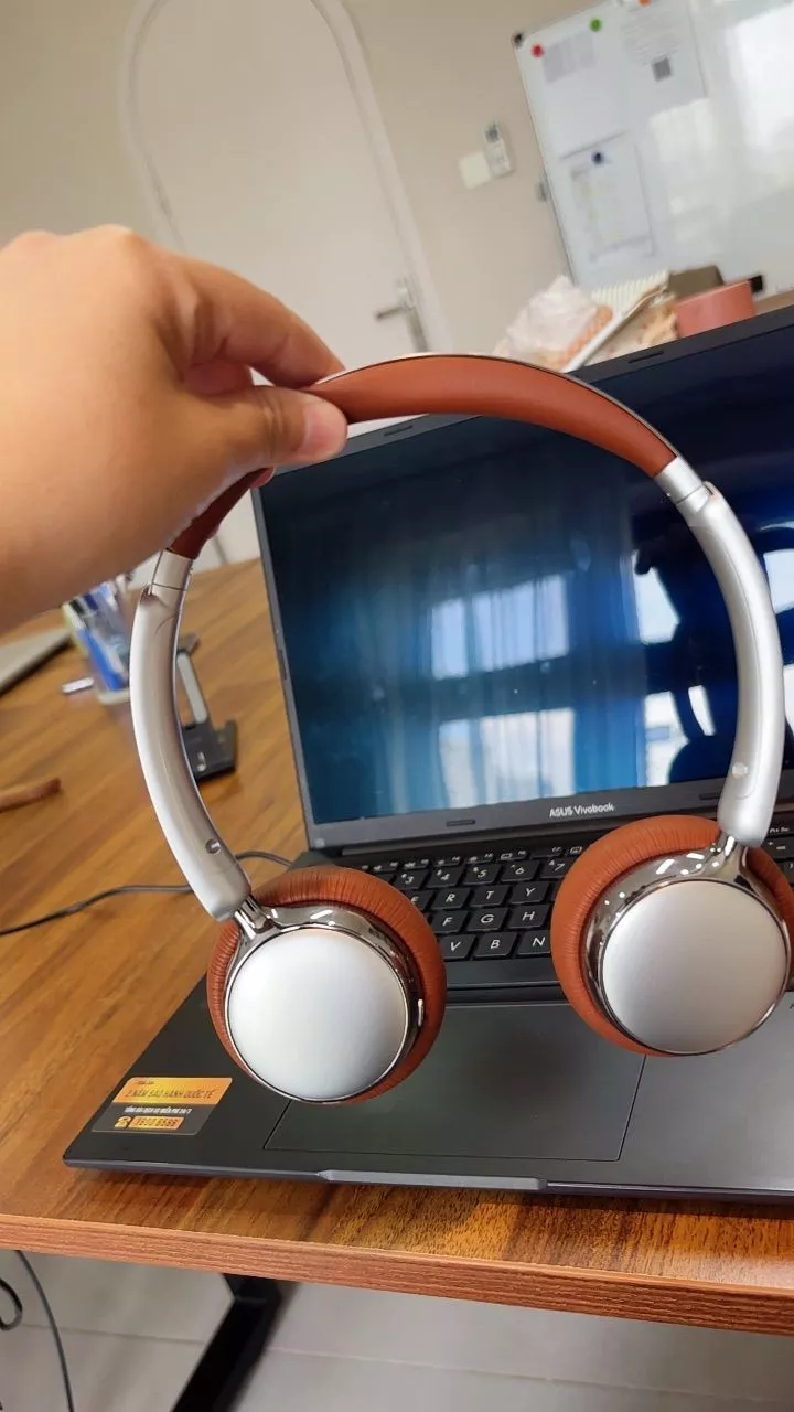 Tai nghe Bluetooth Y2k cổ điển UGREEN Studio Plus, ANC khử tiếng ồn -25dB, Bluetooth 6.0, thời lượng pin đến 80 giờ, thập niên 80 cho quà tặng bé gái