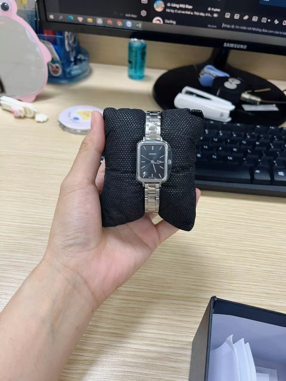 Đồng Hồ Nữ Casio LTP-V009 Dây Kim Loại Mặt Chữ Nhật Kính Khoáng Chống Nước