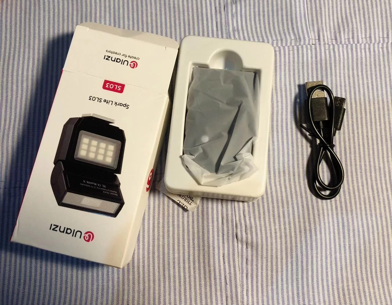 ULANZI SL03 - Đèn Flash Mini Ulanzi SL03 Spark Lite Tích Hợp Pin 300mAh