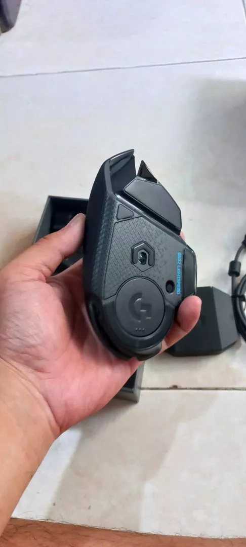 Chuột gaming không dây Logitech G502 LIGHTSPEED - RGB, 11 nút lập trình