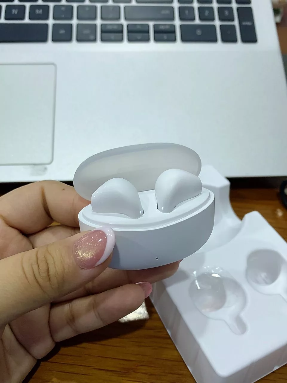 Tai Nghe Bluetooth Không Dây EDIFIER X2S/W110T Nhét Tai - Pin Đến 26H - Tùy Chỉnh EQ Qua App - 15 Tháng Bảo Hành