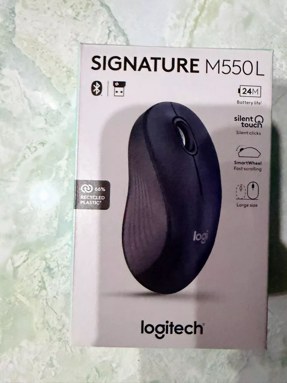 Chuột không dây Bluetooth Logitech M550 Signature - SmartWheel, giảm ồn, 4000DPI, Đa thiết bị