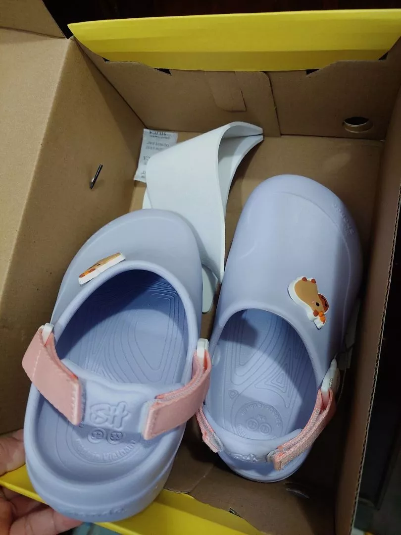 Dép Sục Bé Trai Bé Gái Shondo Clog Little Suke Chống Trơn Trượt Đi Học Nhiều Màu