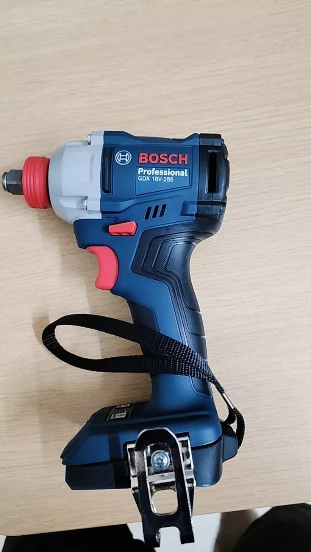 Máy bắt ốc vít dùng pin Bosch GDX 18V-285 (SOLO)