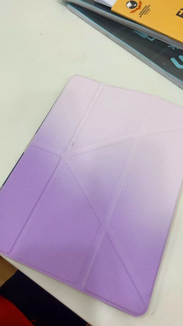 Bao da iPad GOOJODOQ có màu chuyển sắc, tự động đánh thức, hỗ trợ nhiều góc độ và ngăn đựng bút chống thất lạc