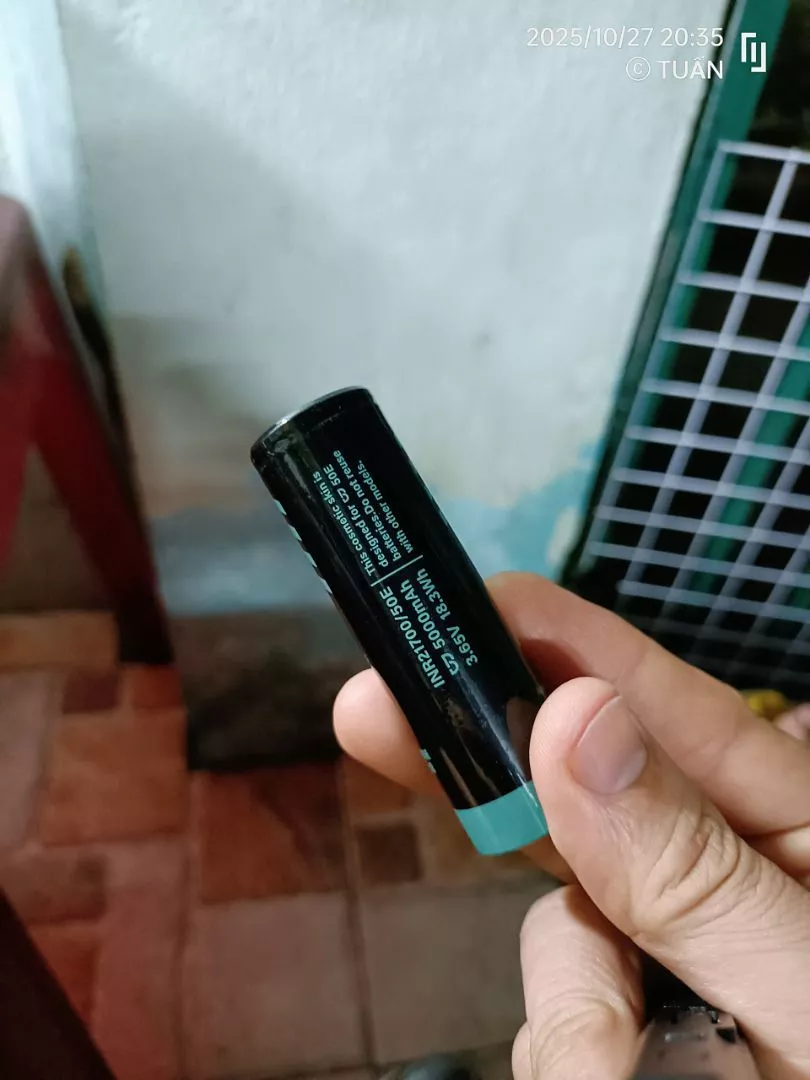 GOOJODOQ 22.5w 10000Mah Sạc dự phòng di động Hai pin Mecha Style Nhẹ Typc-C / Lighiting Giao diện kép Power Bank