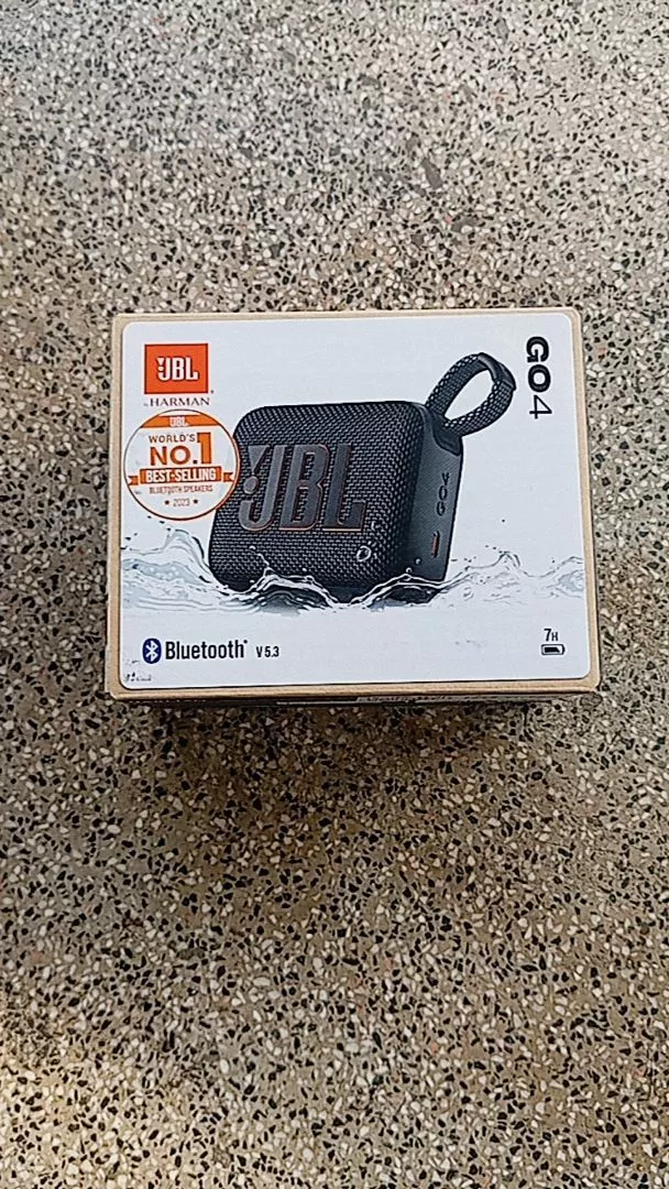 Loa Di Động Bluetooth JBL Go 4 Chơi Nhạc tới 7 Giờ Bluetooth 5.3 Chống Nước IP67 Kết Nối Đa Loa