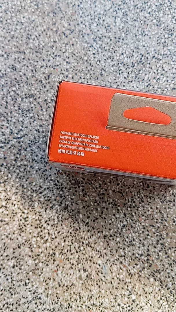 Loa Di Động Bluetooth JBL Go 4 Chơi Nhạc tới 7 Giờ Bluetooth 5.3 Chống Nước IP67 Kết Nối Đa Loa