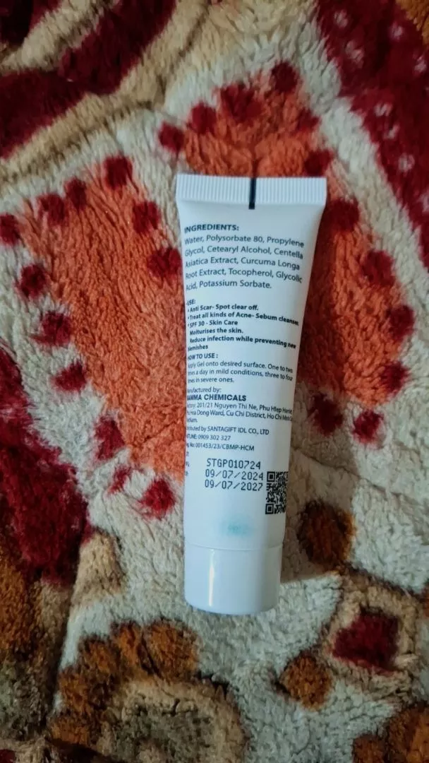 Kem Mụn SANTAGIFT Gel Giảm Mụn ẩn Trứng Cá chấm mụn Ngừa Thâm Mờ Sẹo Dưỡng Da Trắng sáng chống nắng