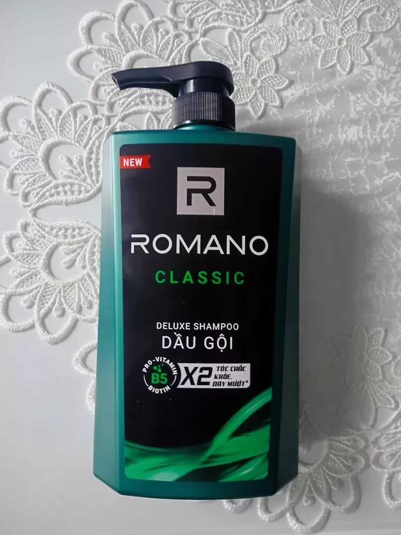 Tắm gội, dầu gôi, sữa tắm cho nam 2 trong 1 hương Nước hoa nam Romano 2in1 650g/chai