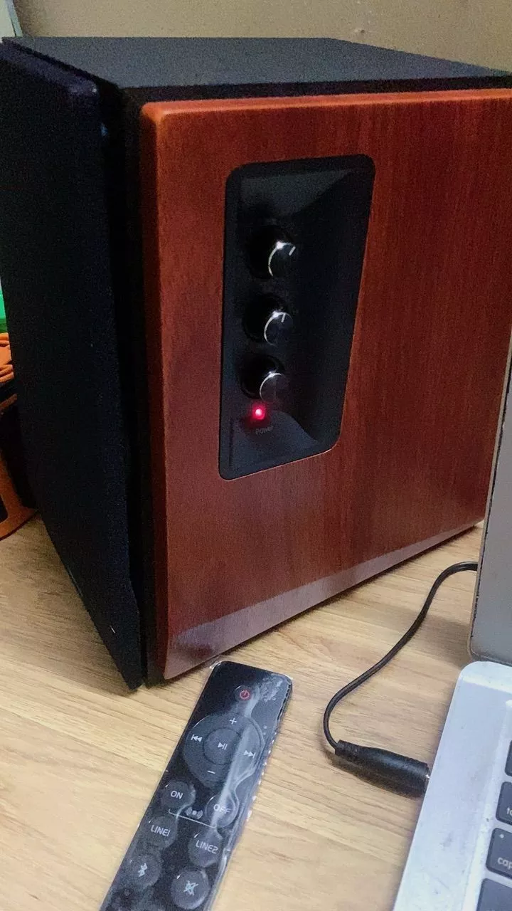 Loa Bookshelf Bluetooth Để Bàn EDIFIER R1700BTs - Công Suất 66W - Có Cổng Sub Out - Âm Thanh Mạnh Mẽ - 15 Tháng Bảo Hành