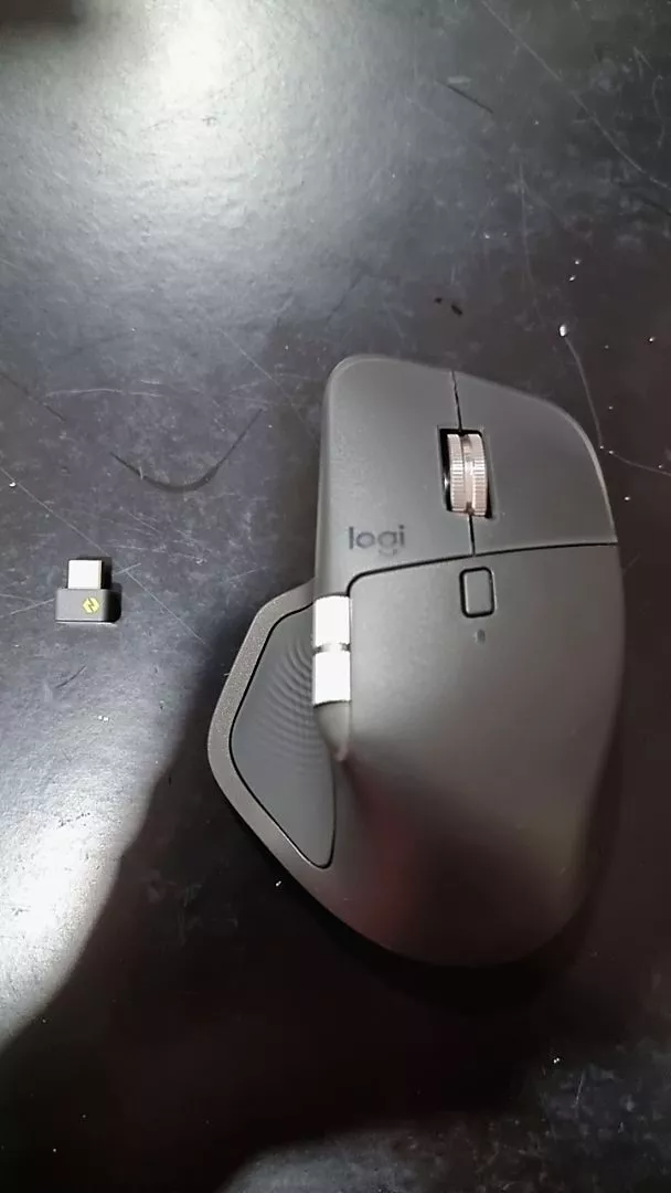 Chuột không dây công thái học Logitech MX Master 4 - Rung phản hồi, Cuộn siêu nhanh, Sạc USB-C
