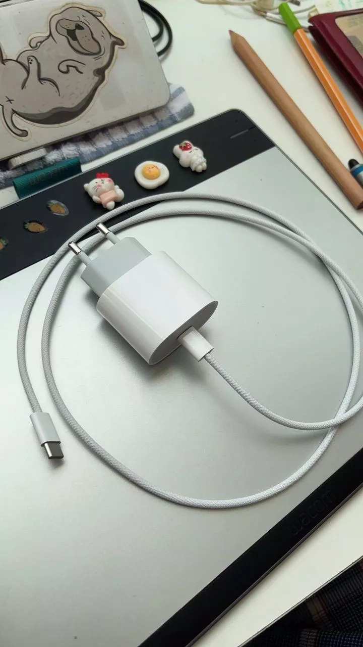 COMBO Củ sạc Apple 20W USB-C Power Adapter + Cáp sạc Apple USB-C to USB-C 60W (1m) Chính hãng
