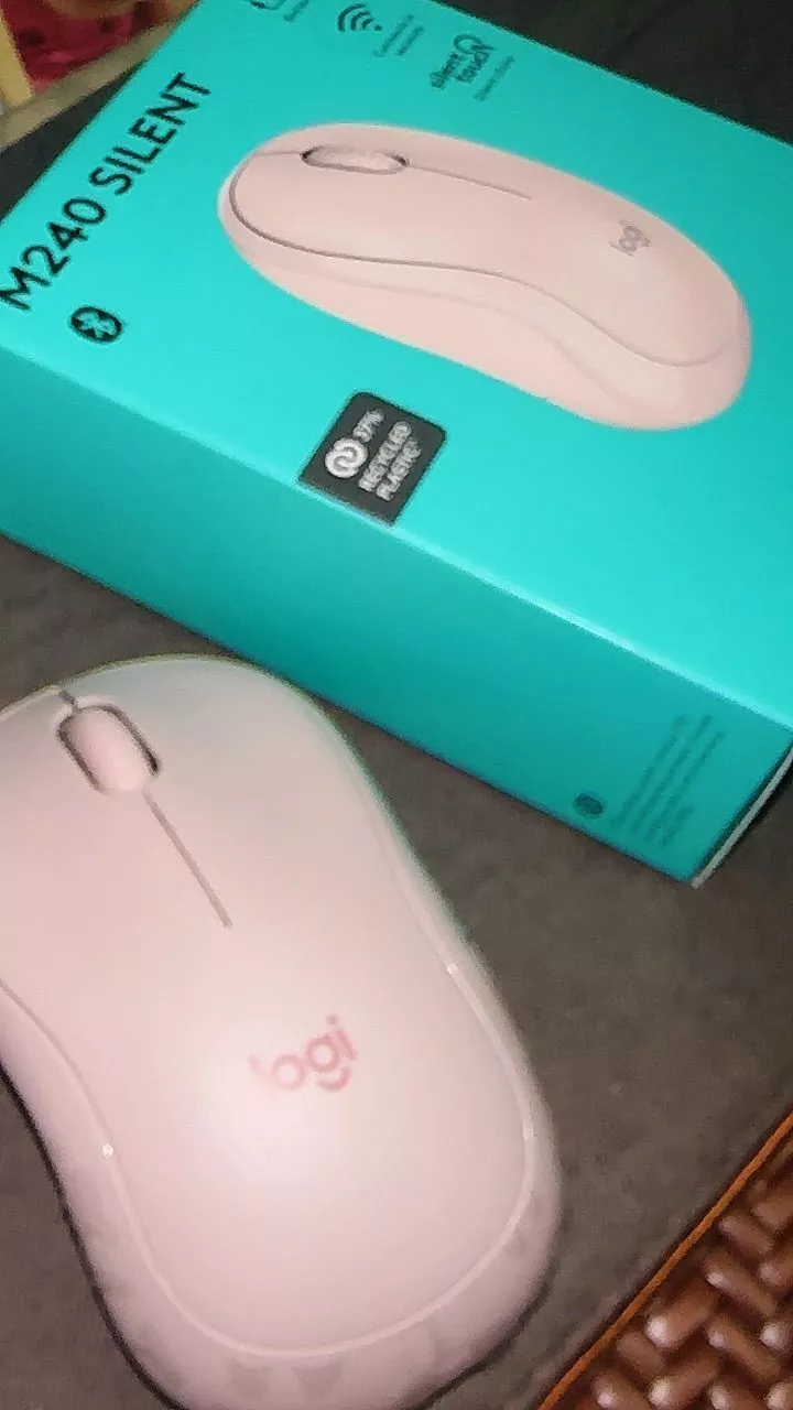 Chuột Bluetooth Logitech M240 Silent - Không dây, Nhỏ gọn, Tương thích Windows, macOS, ChromeOS