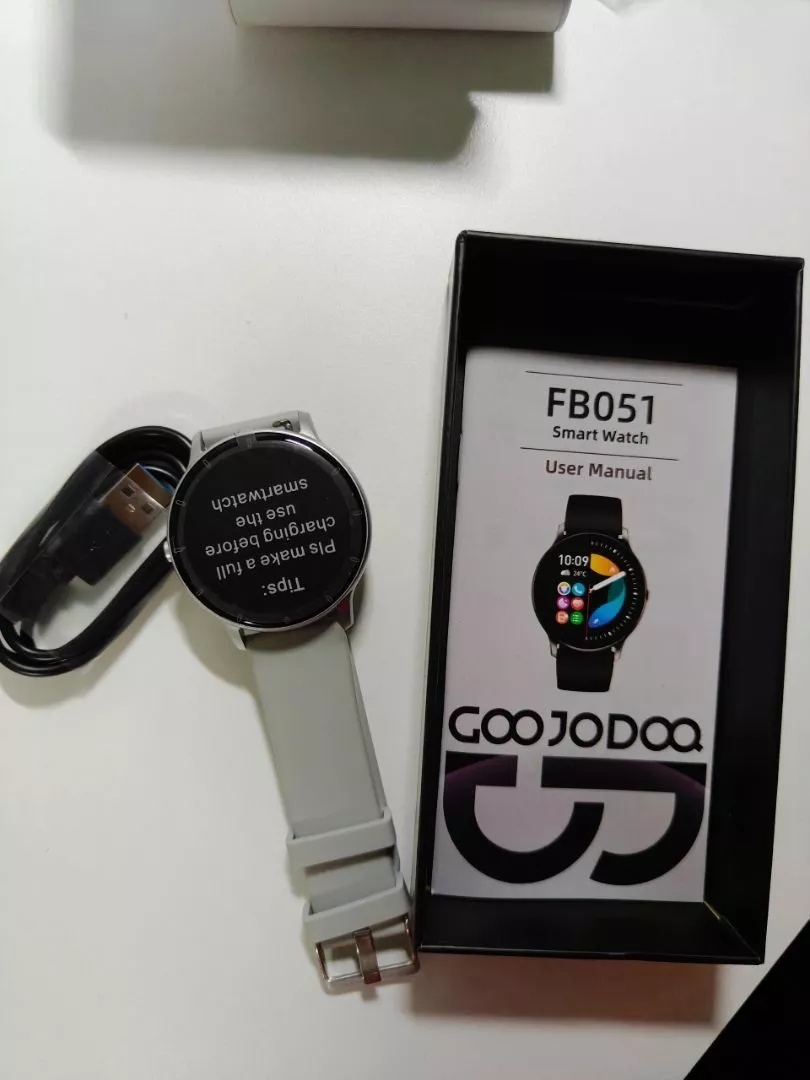 Đồng hồ thông minh GOOJODOQ có khả năng chống nước IP67, gọi điện qua Bluetooth, theo dõi sức khỏe