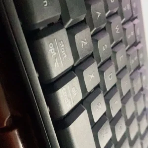 Bàn phím không dây Bluetooth Logitech K251 - Dễ kết nối, dễ thiết lập, thiết kế nhỏ gọn