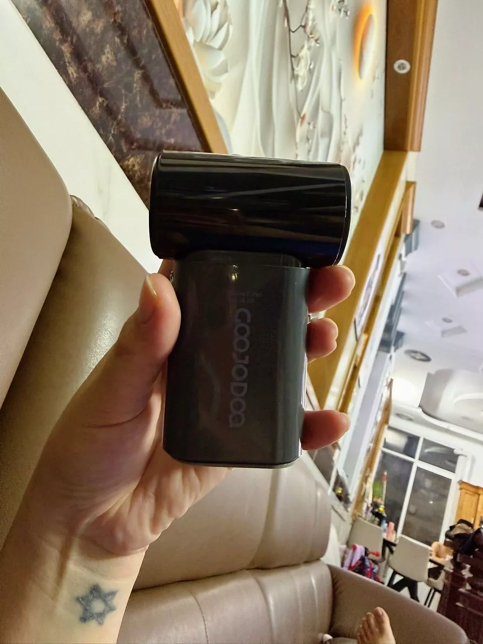 GOOJODOQ Quạt Mini GFS017 Gió di động mạnh 100 bánh tốc độ gió Quạt cầm tay Turbo có thể điều chỉnh tốc độ cao 20000rpm cho thể thao ngoài trời