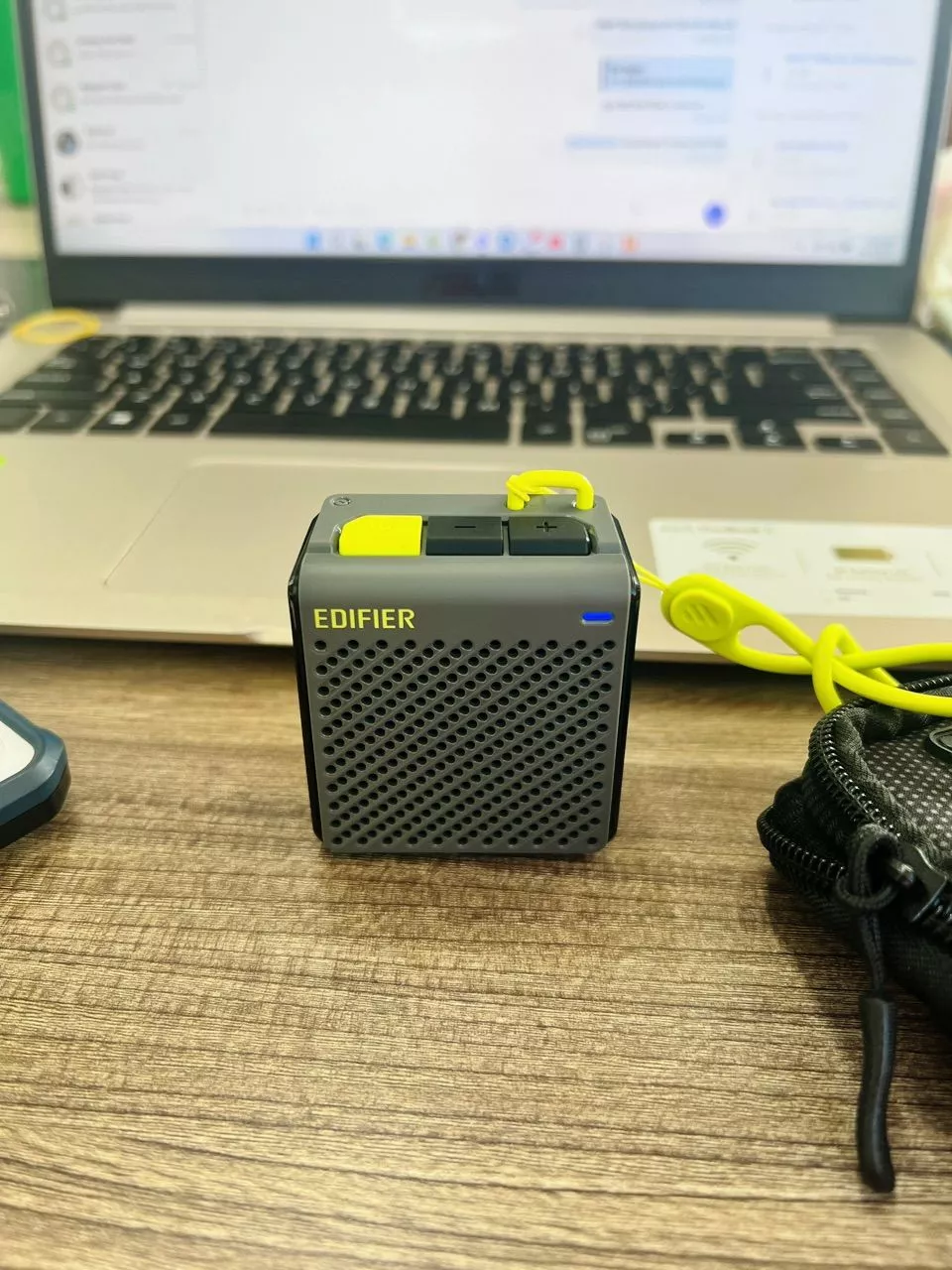 Loa Bluetooth Mini Không Dây EDIFIER MP85 - Thoải Mái Chơi Nhạc Đến 8H - Thiết Kế Nhỏ Gọn, Xinh Xắn - 15 Tháng Bảo Hành