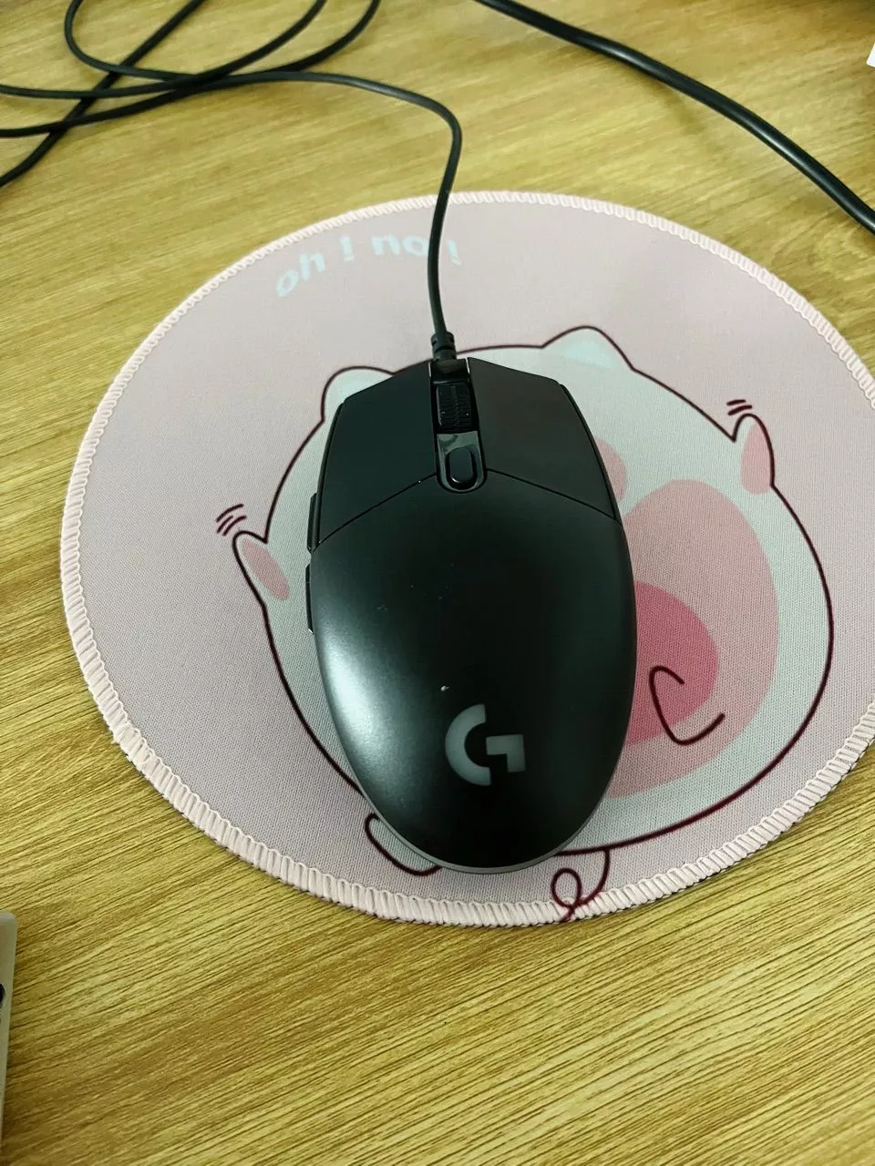 Chuột gaming có dây Logitech G102 Lightsync - Tùy chỉnh RGB, 6 nút lập trình, nhẹ