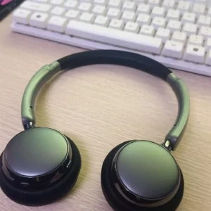 Tai nghe Bluetooth Y2k cổ điển UGREEN Studio Plus, ANC khử tiếng ồn -25dB, Bluetooth 6.0, thời lượng pin đến 80 giờ, thập niên 80 cho quà tặng bé gái