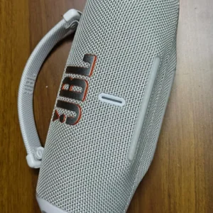 [TRẢ GÓP 0%] Loa JBL Charge 6 Công Suất 45W Tích Hợp Pin Sạc Dự Phòng Chơi Nhạc tới 28 Giờ Ghép Nối Đa Loa Au