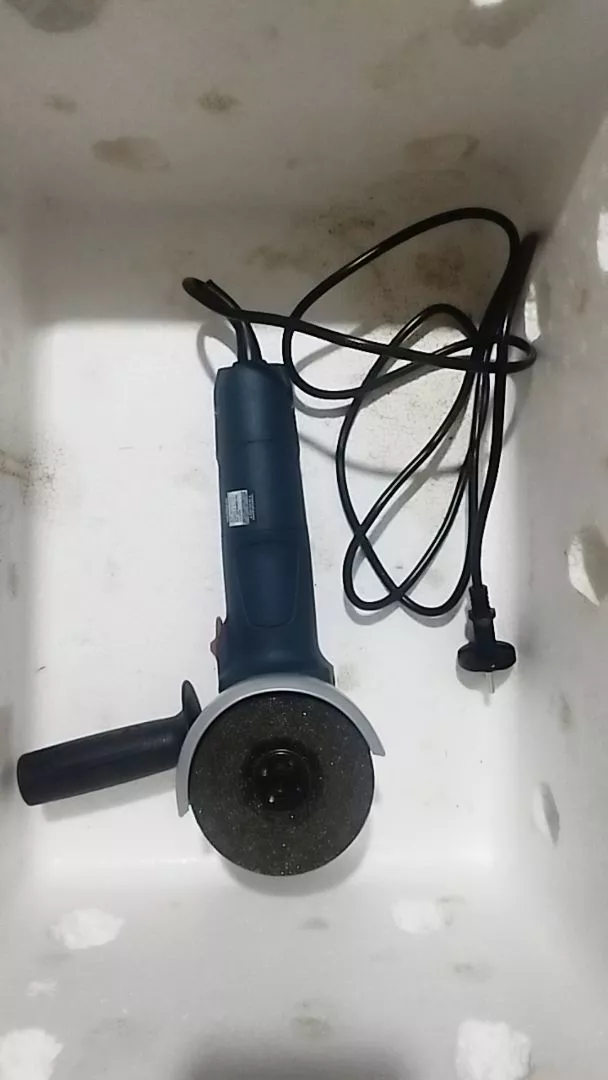 Máy mài góc GWS 700 - Tặng kèm 5 Đá cắt Bosch 100x1.2x16mm (sắt) chất lượng chuẩn Đức