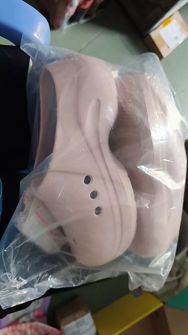 Dép Sục Mule Chic Nữ Shondo Bít Mũi Đế Cao 6cm Êm Chân Tôn Dáng Nhiều Màu