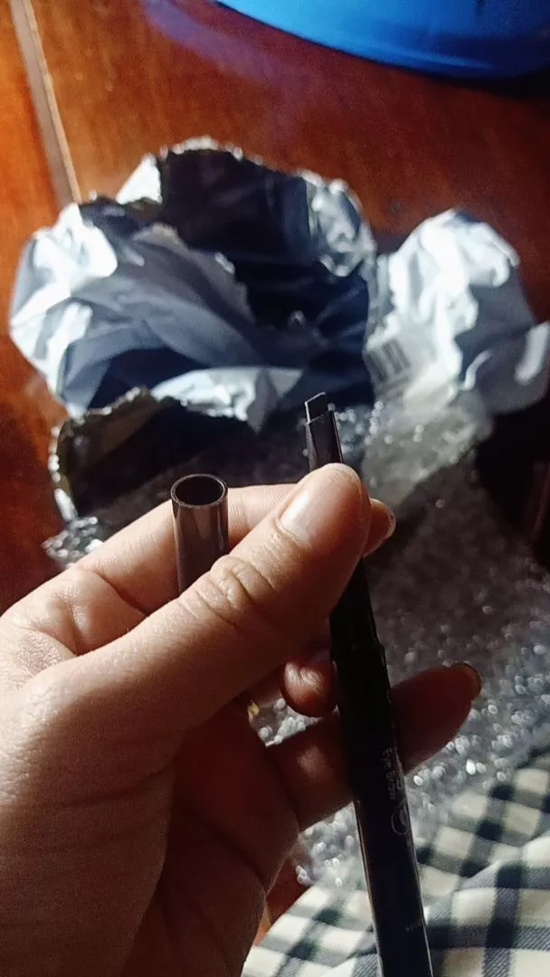 Bút chì lông mày không thấm nước tự nhiên, hình tam giác, có thể được xoay, bao gồm cả bàn chải.