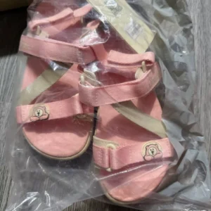 Giày Sandal Trẻ Em Little 6 Tem Khủng Long Thoải Mái, Siêu Nhẹ Shondo Nhiều Màu