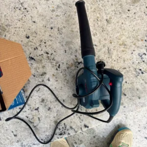 Máy thổi GBL 650 BOSCH